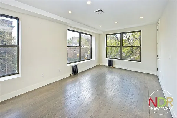 Rented by United Group | media 20