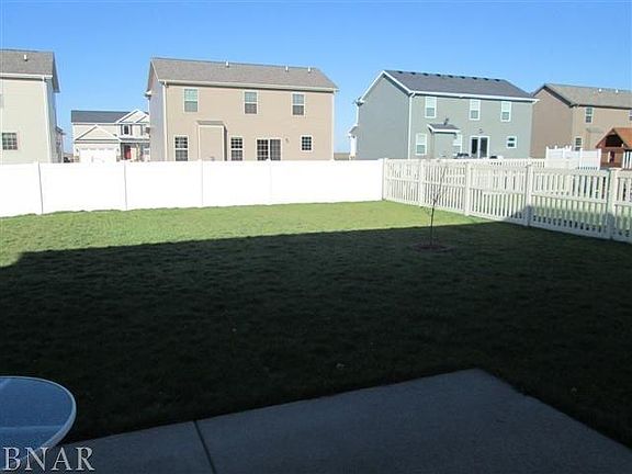 2nd image of 4 Dry Sage Cir