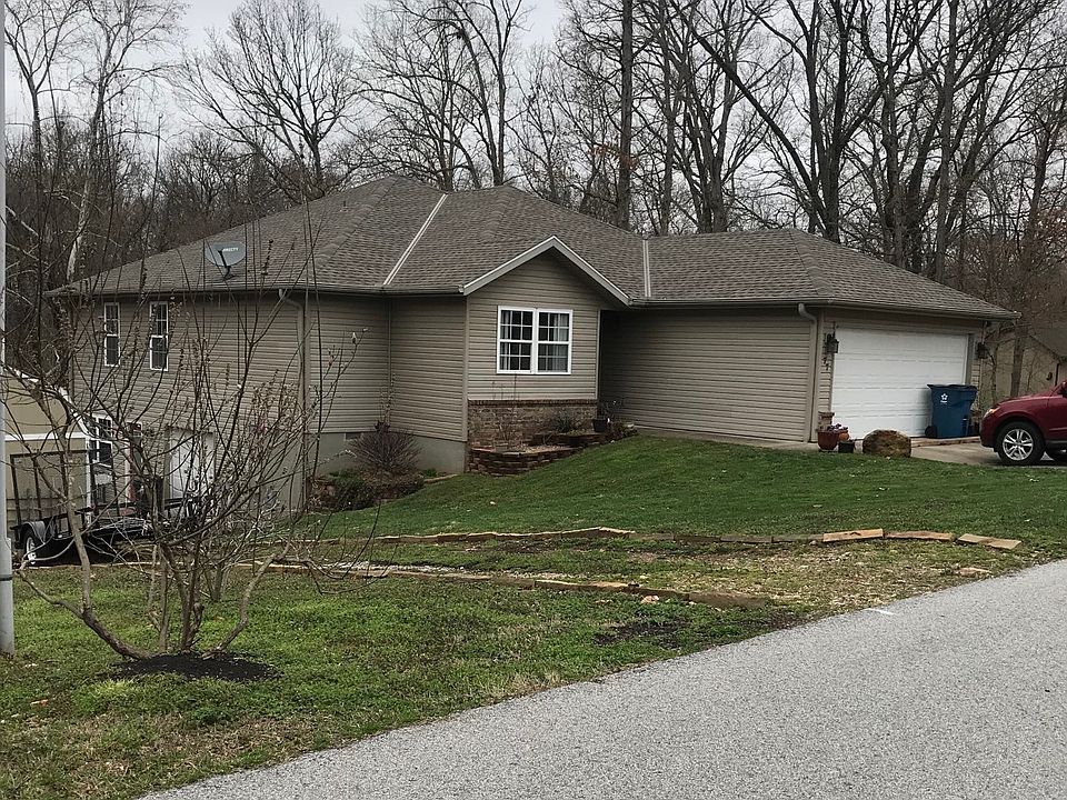 1st image of 77 Melanie Dr
