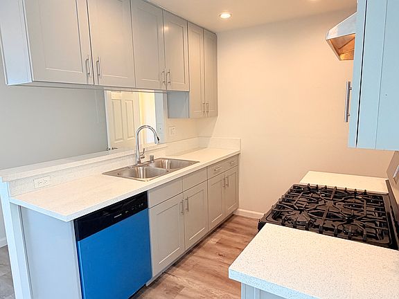 3rd image of 311 E Cedar Ave #203