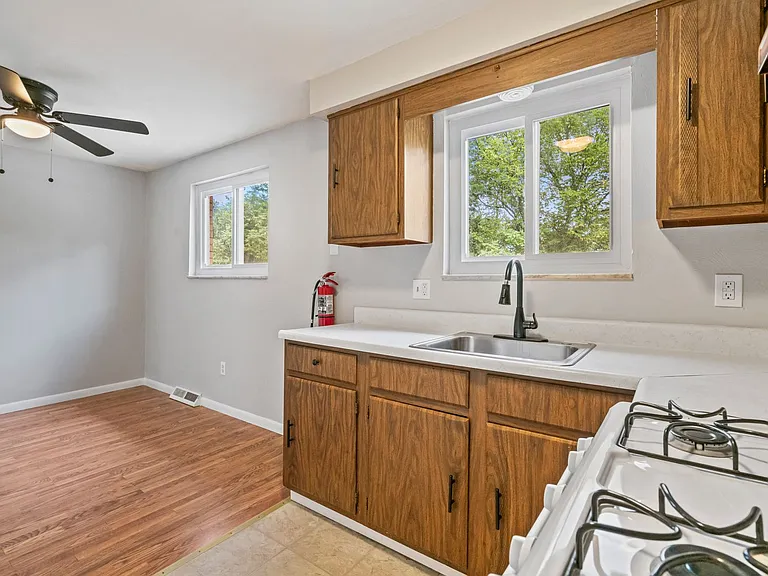 Baldwin Cathell Townhouses — Photo 61