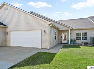 13910 Tregaron Ridge Rd APT C, Bellevue, NE 68123