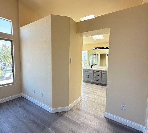2nd image of 4444 Merle St