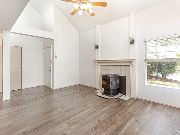 5th image of 5618 Brookmere Dr #17-1