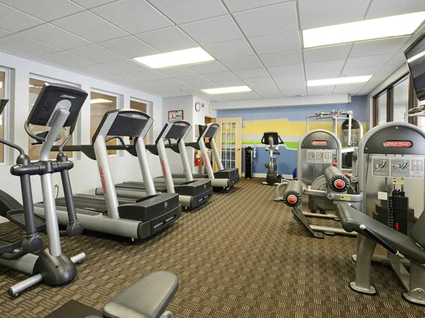 Four Avenue image 30 of 69