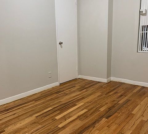 5th image of 19 Cleveland Pl APT 2B