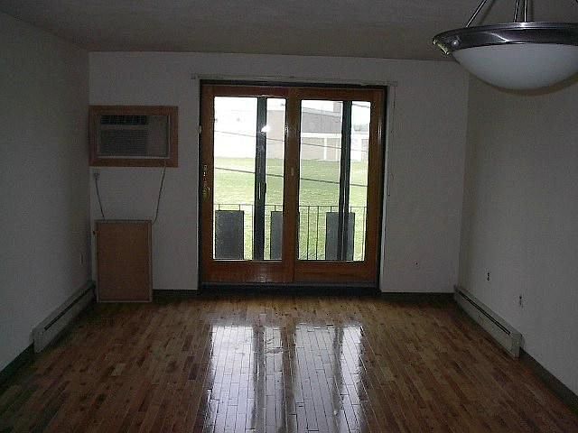 2nd image of 45 Belle Isle Ave APT 22