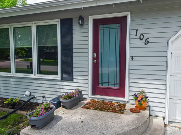 105 Fosse Ct, Thief River Falls, MN 56701