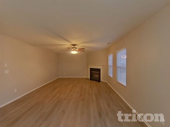 4th image of 4312 Larkhaven Village Dr
