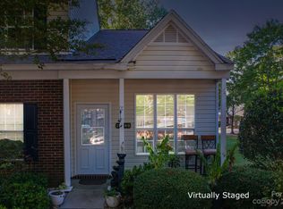 10640 Holly Ridge Blvd, Charlotte, NC 28216