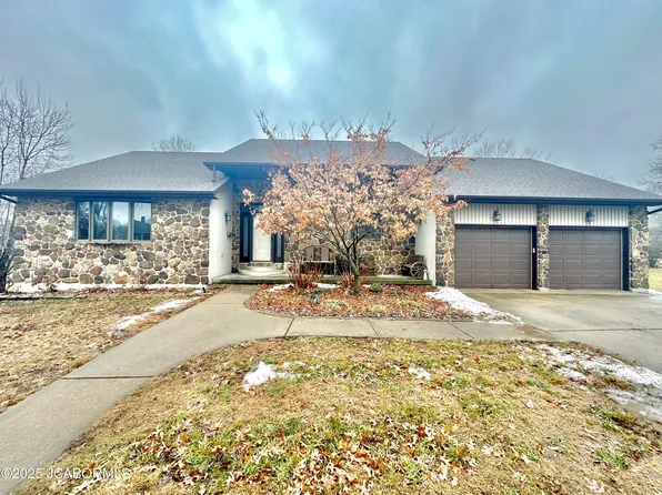 403 SE Terrace Dr, California, MO 65018
