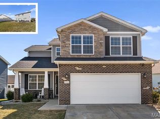2542 London Ln, Belleville, IL 62221