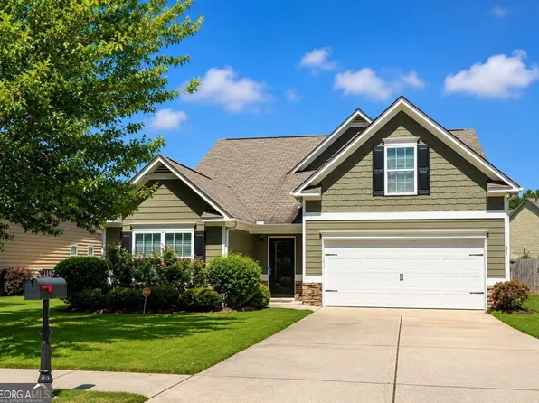 114 Saddle Horse Ln, Hiram, GA 30141
