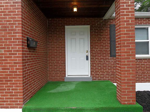 2nd image of 6 Lynn St