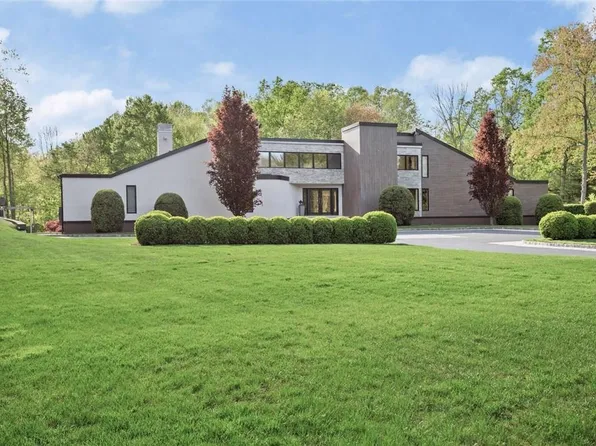 11 Piping Brook Lane, Bedford, NY 10506