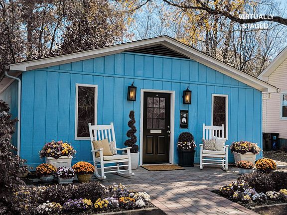 2nd image of 100 Newell St