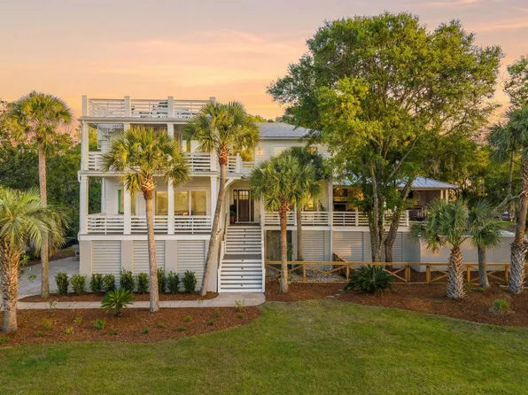 3200 Waterway Blvd, Isle Of Palms, SC 29451