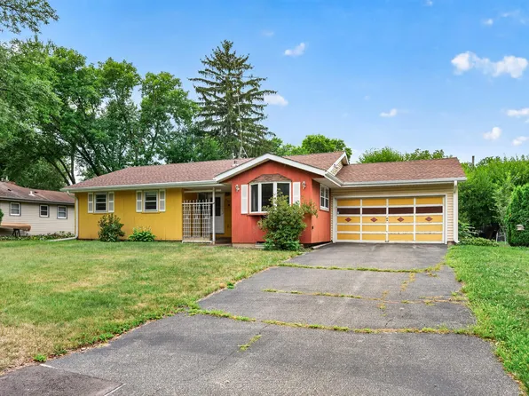 2147 Aztec Ln, Mendota Heights, MN 55120