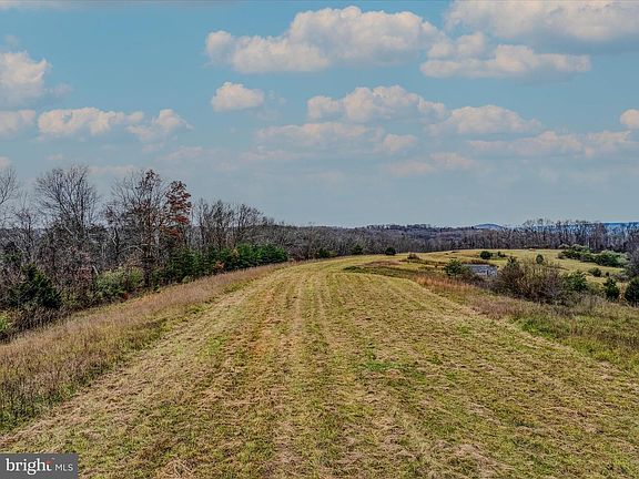 3rd image of Forever View Ln