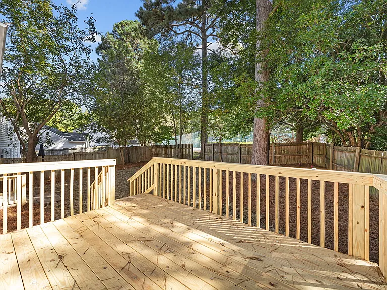 4804 Tolley Ct — Photo 32