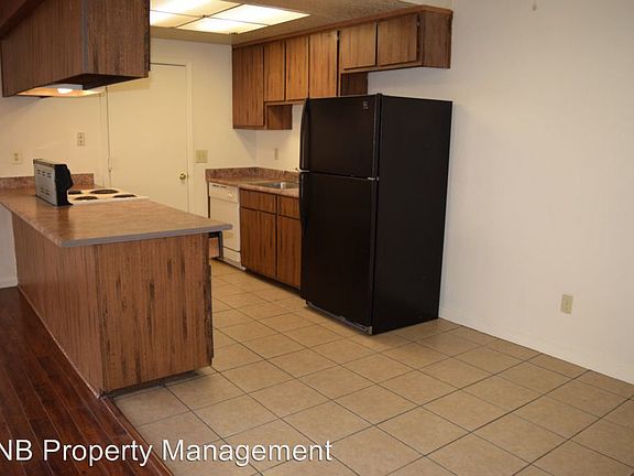4th image of 4032 Renick Way