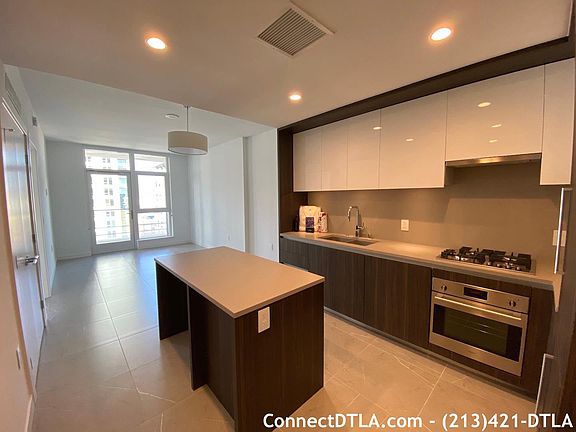 4th image of 1203 S Flower St