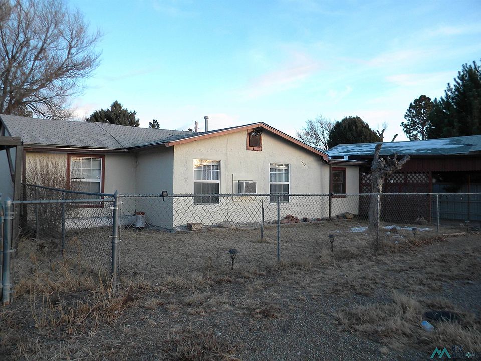 1st image of 711 Miera St