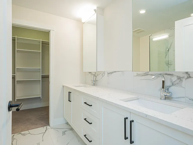 11893 227th St #208 — Photo 10