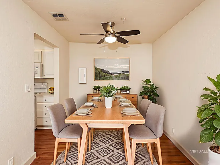 Le Boulevard Apartments — Photo 9
