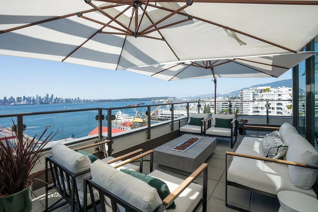 162 Victory Ship Way #Penthouse 2 photo 1