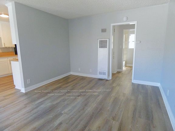 3rd image of 5832-5840 Orange Ave #583203