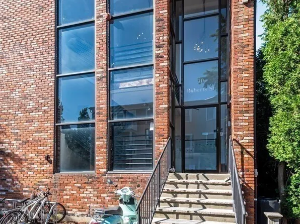 10 Roberts St APT 12, Somerville, MA 02145