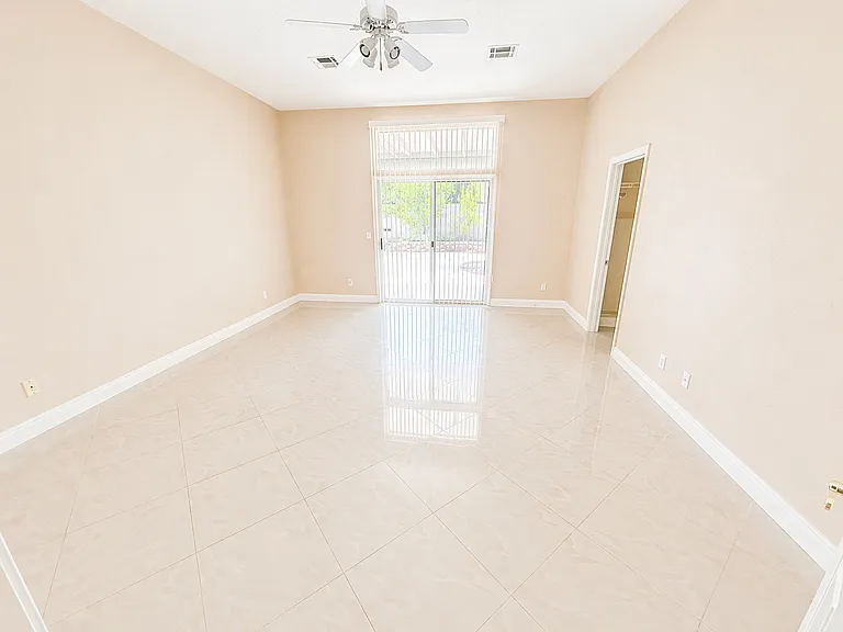 3235 Siboney Villa Cir — Photo 14