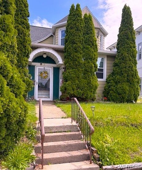 1st image of 251 Payne Ave