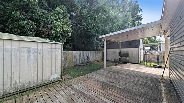 2735 Village Ct — Photo 25