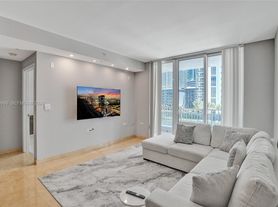 801 Brickell Key Blvd