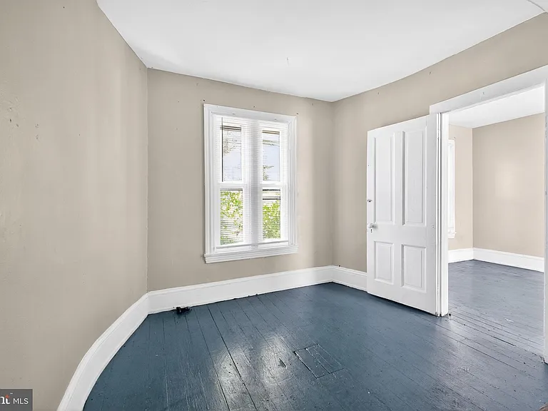 40 S Governors Ave #3 — Photo 8