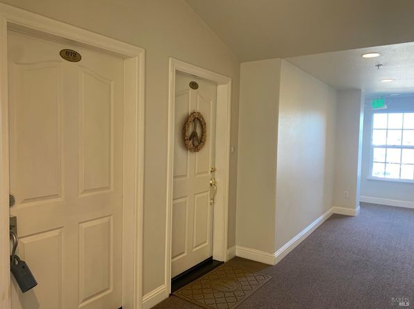 672 McClelland Dr, Windsor, CA 95492