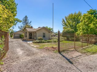 2585 W McAndrews Rd, Medford, OR 97501