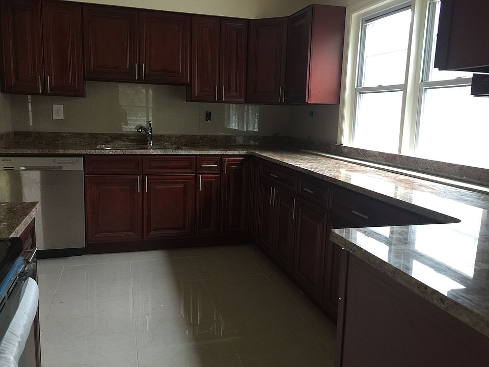 1st image of 1300 Bell Blvd