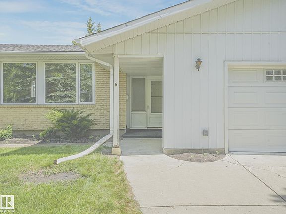 2nd image of 5 Akins Dr