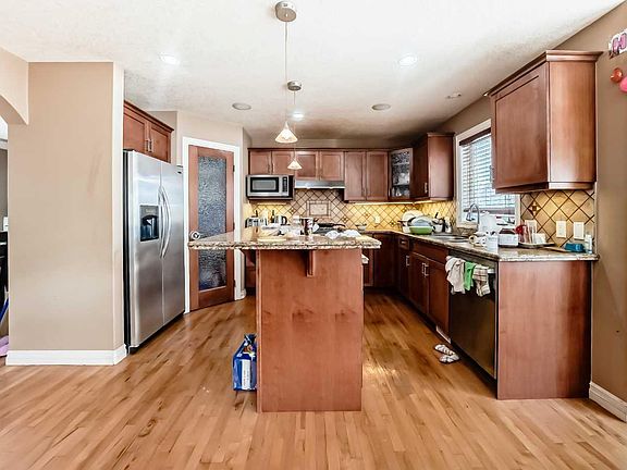 4th image of 602 Wentworth Pl SW