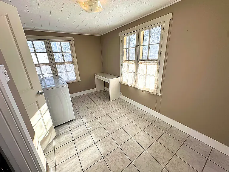 760 Chamberlain Pl — Photo 14