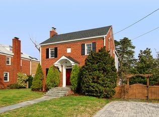 4207 7th Rd S, Arlington, VA 22204