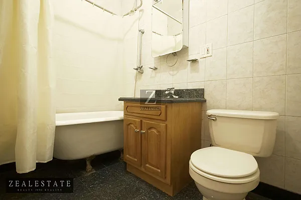 Rented by ZealEstate Group Inc | media 15