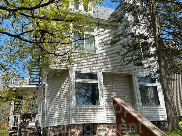 2125 E Superior St #2, Duluth, MN 55812