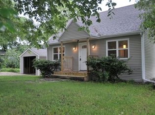 521 Cedar Crest Ct, Round Lake, IL 60073