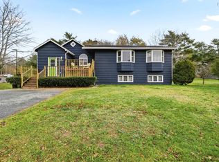 643 Highway 1, Mount Uniacke, NS B0N1Z0