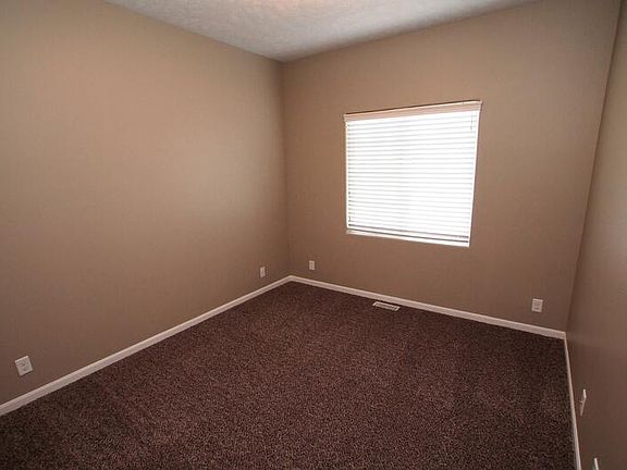 5th image of 10714 S 26th St