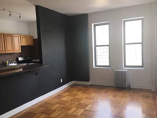 Rented by Lang Realty LLC | media 6